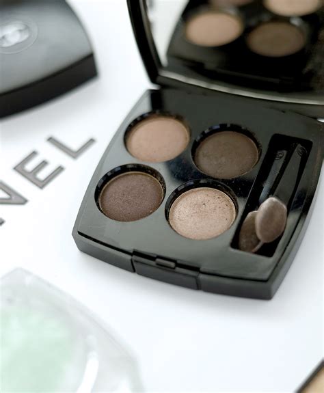 Chanel New Eye Collection Review 